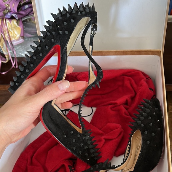 Spiked Louboutin heels sz 38 - Picture 3 of 14